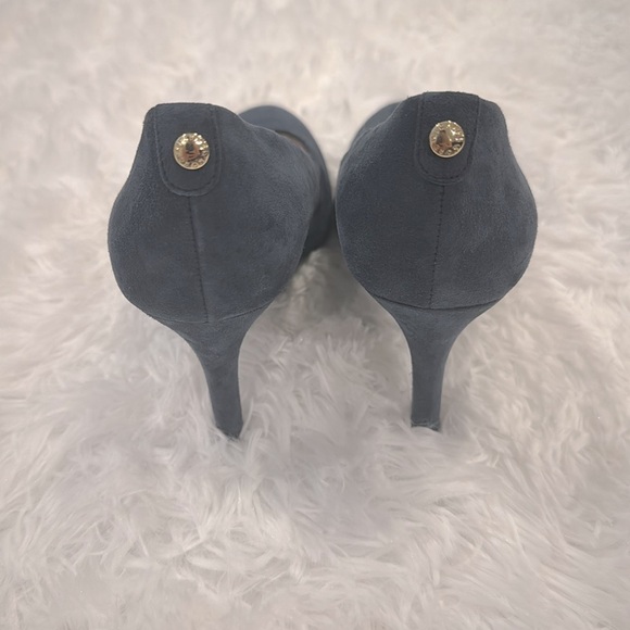 Brand New- Michael Kors Blue Suede Heels- Size 7.5 - Picture 3 of 8